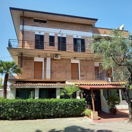 Villa Rosa Di Martinsicuro B&B La Vela المظهر الخارجي الصورة