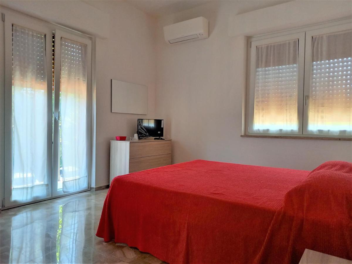 Villa Rosa Di Martinsicuro B&B La Vela المظهر الخارجي الصورة