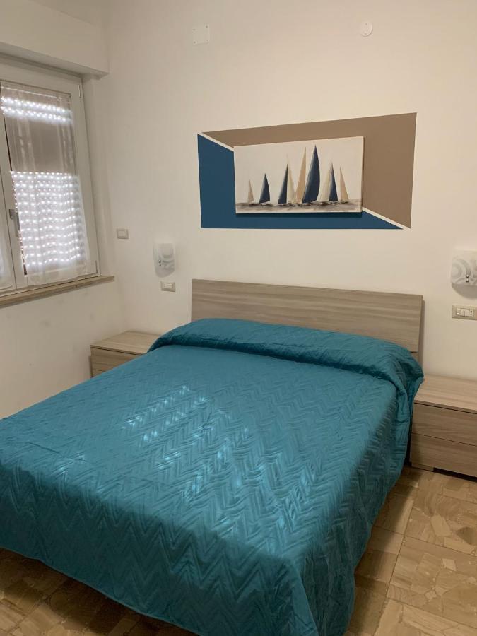 Villa Rosa Di Martinsicuro B&B La Vela المظهر الخارجي الصورة